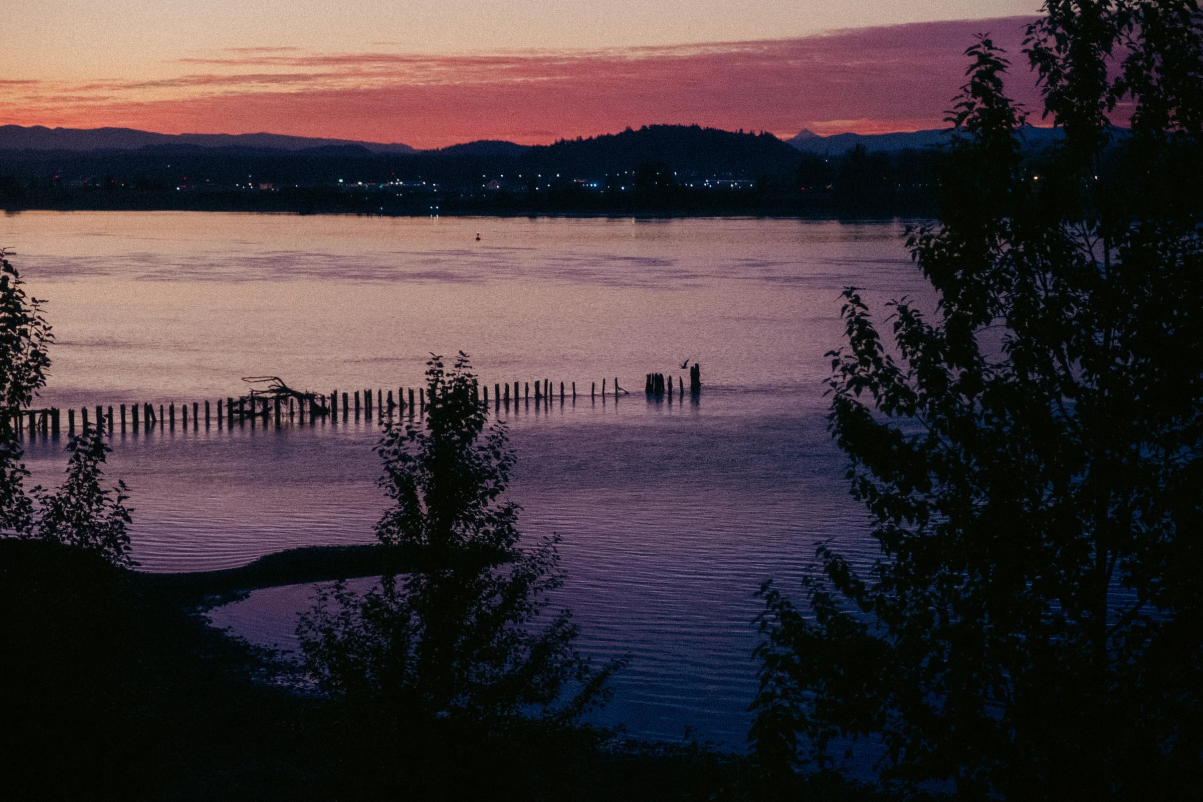 cinematic long exposure moon skyscape vancouver wa sunset