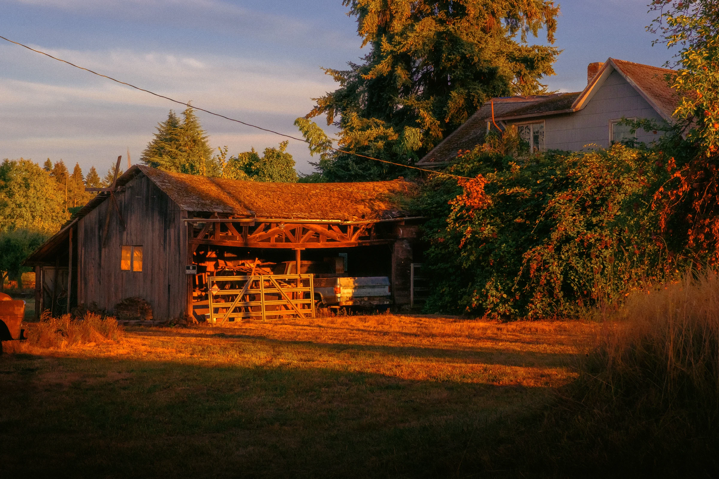 white barn ridgefield wa september 2026