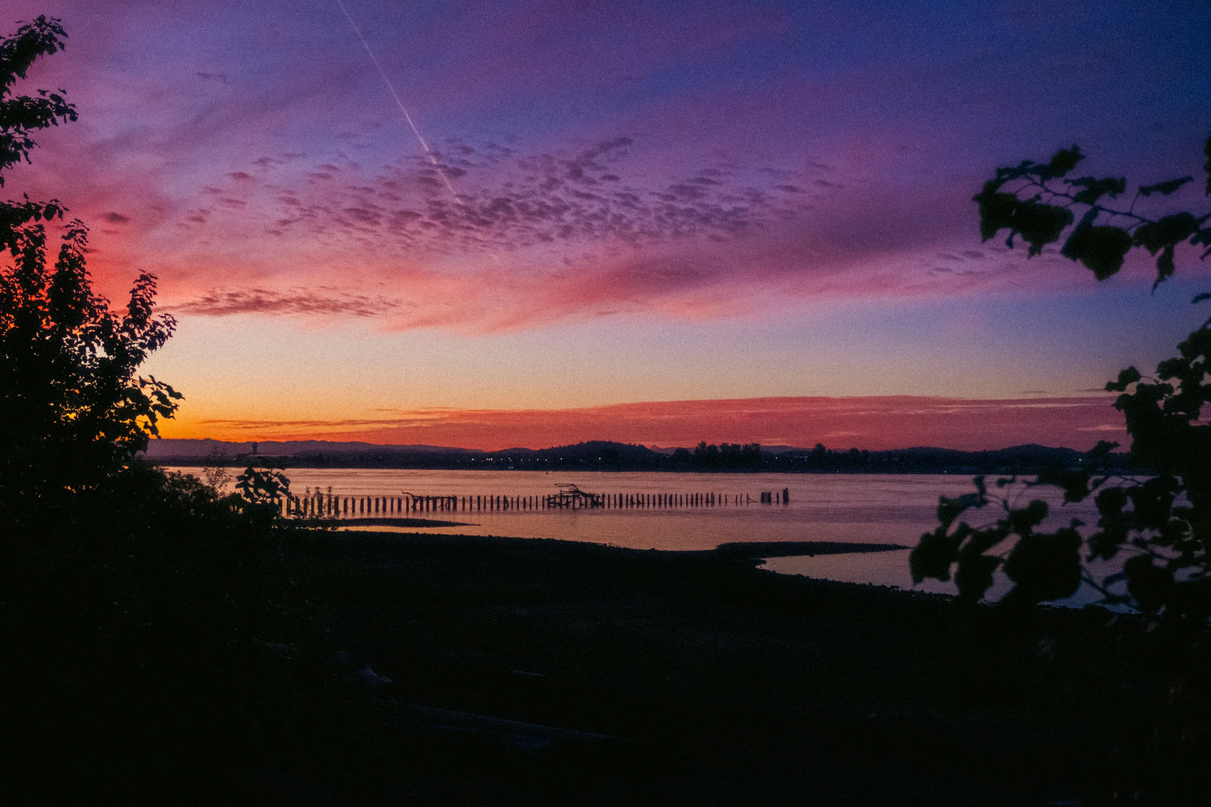 cinematic long exposure moon skyscape vancouver wa sunset