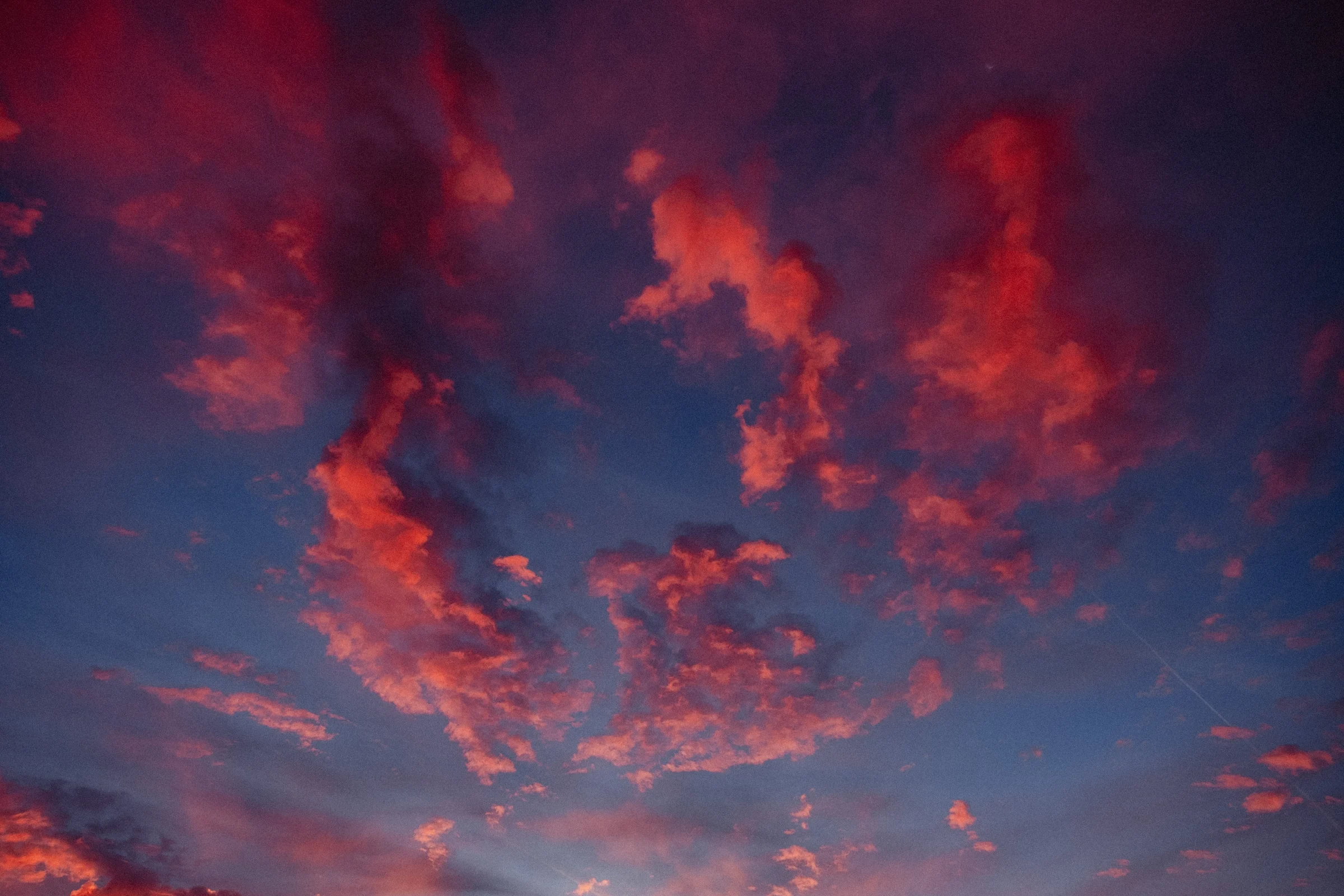 cinematic long exposure moon skyscape vancouver wa sunset