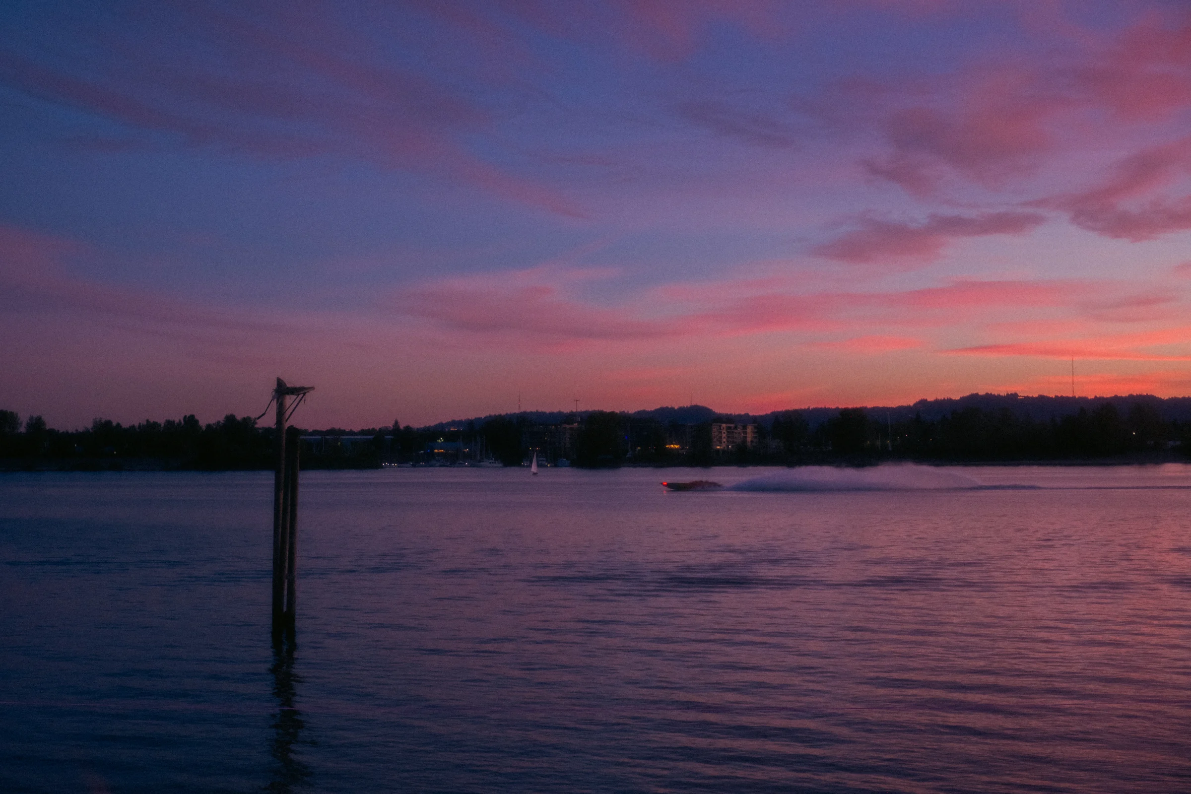 cinematic long exposure moon skyscape vancouver wa sunset