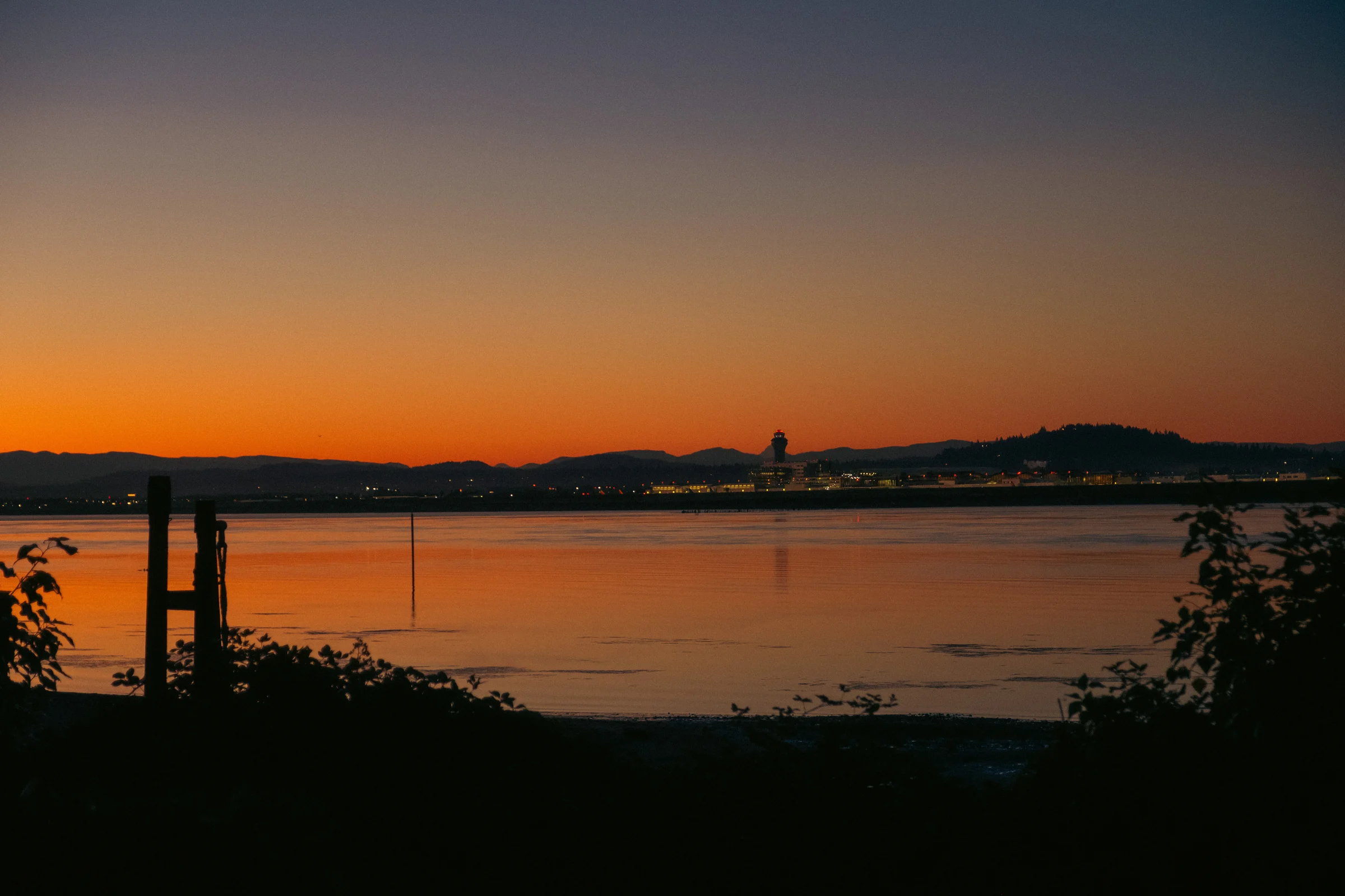 cinematic long exposure moon skyscape vancouver wa sunset