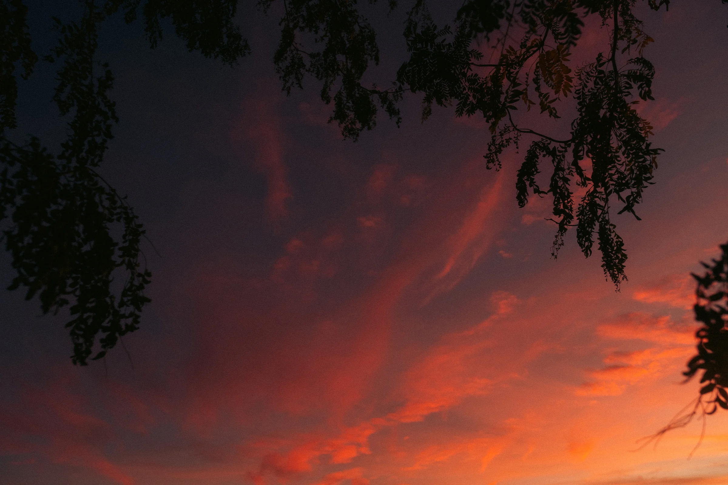 cinematic long exposure moon skyscape vancouver wa sunset