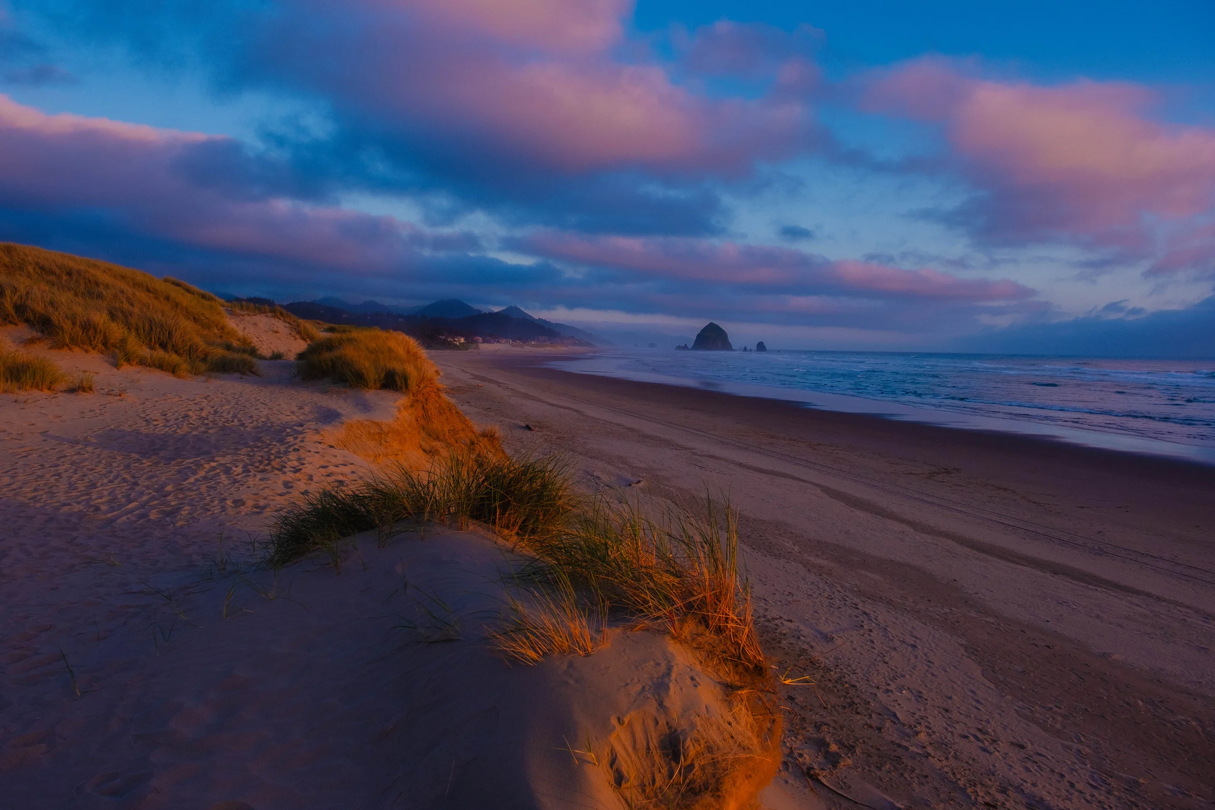 northern lights aurora borealis seaside oregon pacific coast may 2024