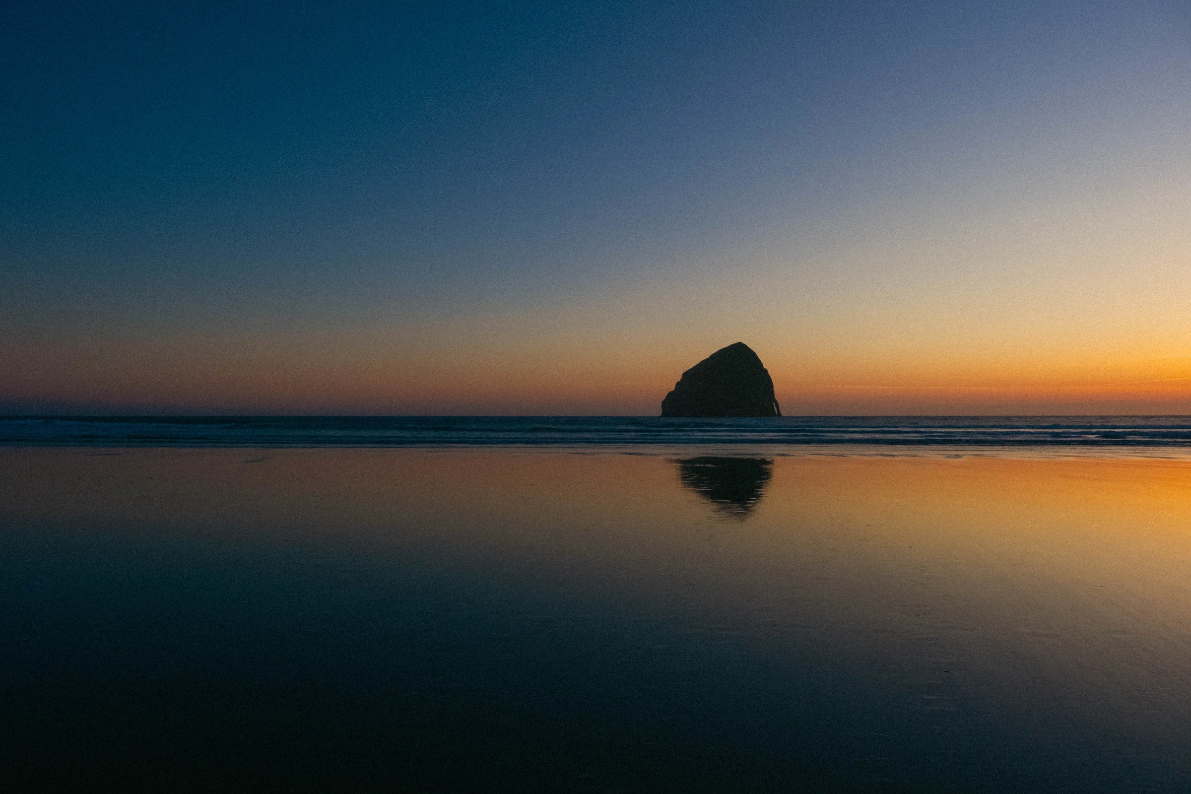 pacific city oregon coast april 2025
