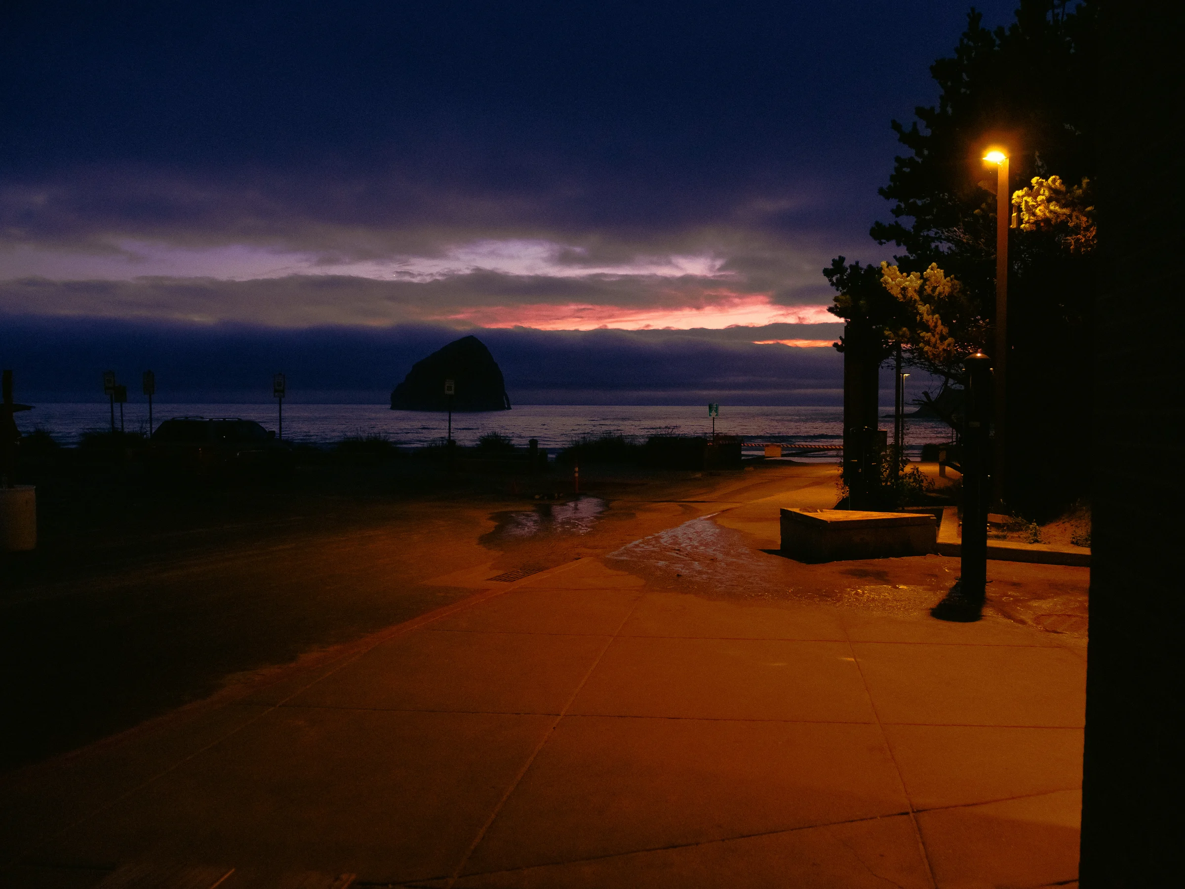 pacific city oregon coast august 2026
